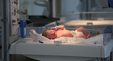 İzmir Şehir Hastanesinin ilk bebeği doğdu