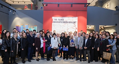 DEÜ'dem 100. yılında Cumhuriyuetimizin renkleri