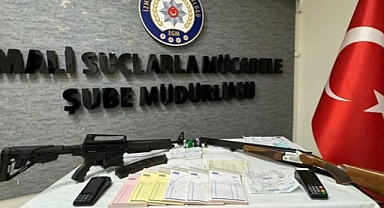 İzmir polisinden 29 adrese operasyon: 21 gözaltı