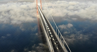 Sis içinde kalan 1915 Çanakkale Köprüsü’nde görsel şölen