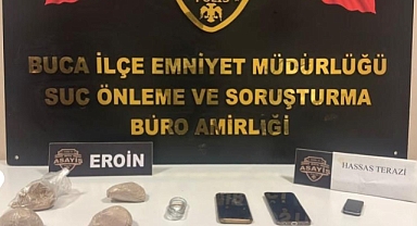 İzmir'de yakalanan zehir taciri tutuklandı