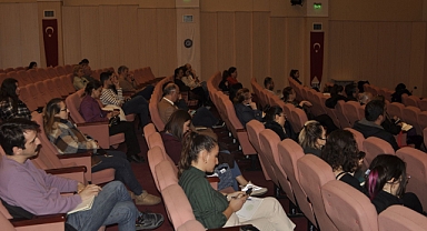 Egeli araştırmacılar “TÜBİTAK ARDEB 1001” programı konusunda bilgilendirdi