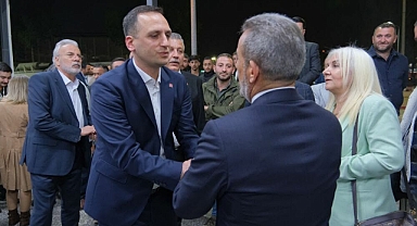 Bornova’da AK Parti’den CHP’ye geçmiş olsun ziyareti