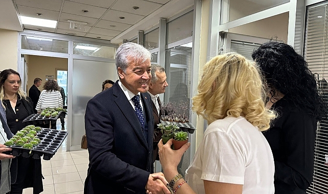 Çiğli Belediye Başkan Adayı Murat Gökçekaya Belediyeyi ziyaret etti