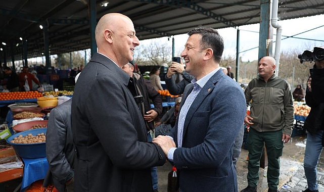 Hamza Dağ ve Ümit Özlale kucaklaştı
