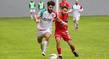 Karşıyakalı Enes Nalbantoğlu, gol sayısında çift haneye ulaştı