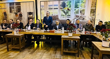 Urla Belediye Başkan adayı Bakırlı muhtarlara projelerini anlattı