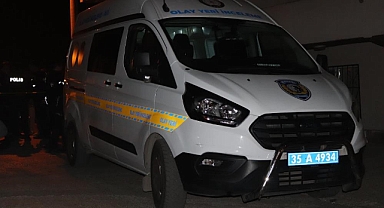 İzmir’de bir kızını öldüren diğerini de yaralayan baba hastanede öldü