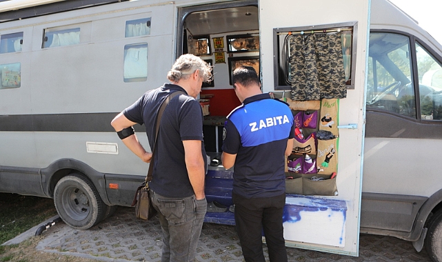 Bayraklı’da karavan işgaline zabıta engeli