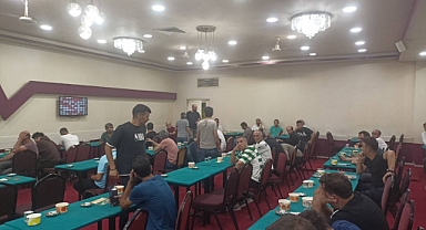 İzmir'de kumar baskınında 186 kişiye 1 milyon 195 bin TL ceza