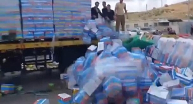 Yahudi yerleşimciler Gazze’ye giden yardım konvoyuna saldırdı